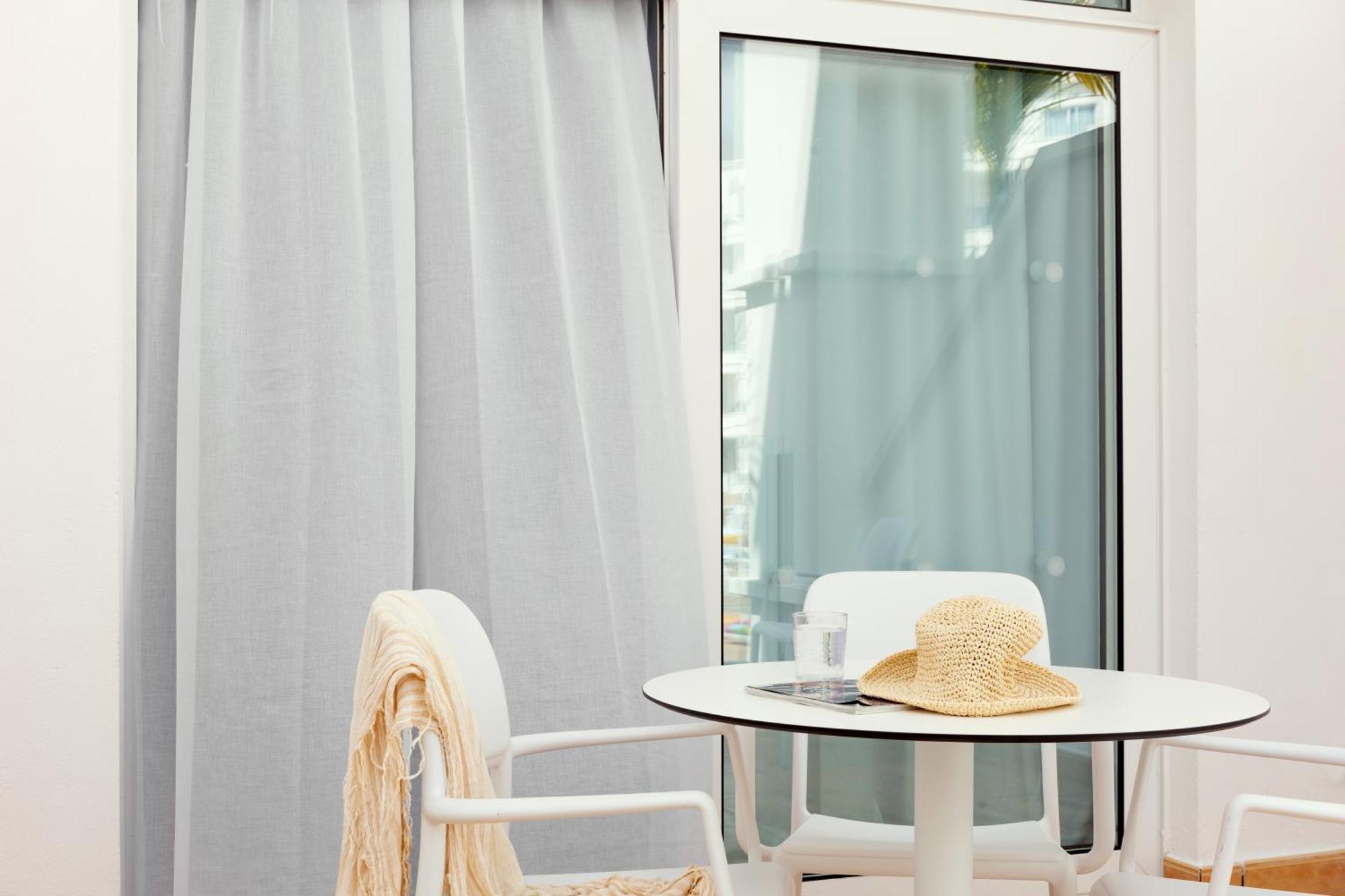 Sunwing Fanabe Beach Costa Adeje  Room photo