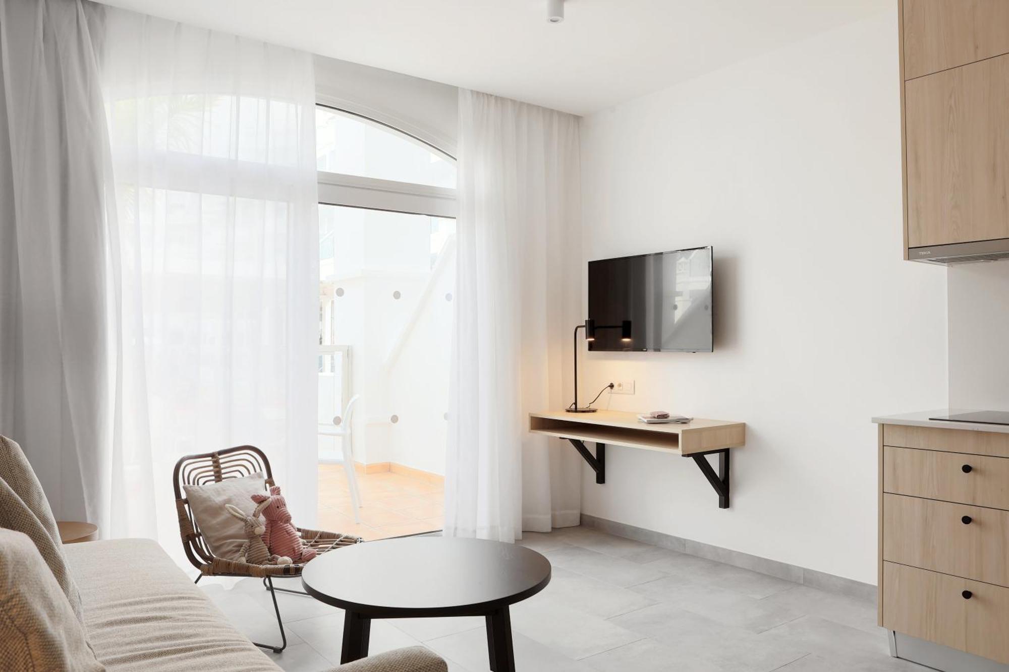 Sunwing Fanabe Beach Costa Adeje  Room photo